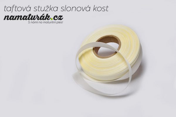 stuzky_taftova_slonova_kost